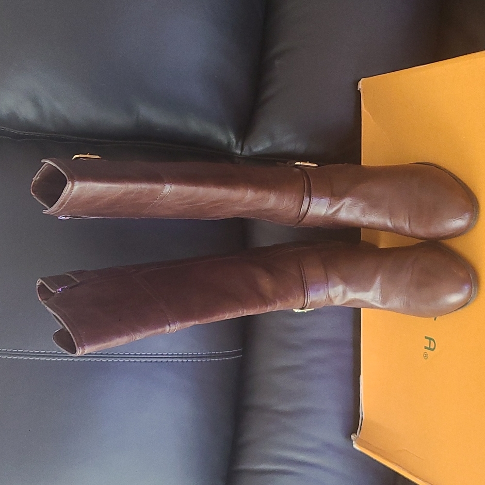 Unisa brown riding boots size 11